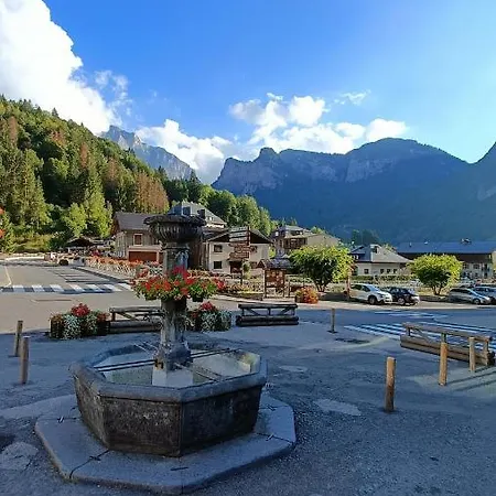 Pied Des Pistes - 1600